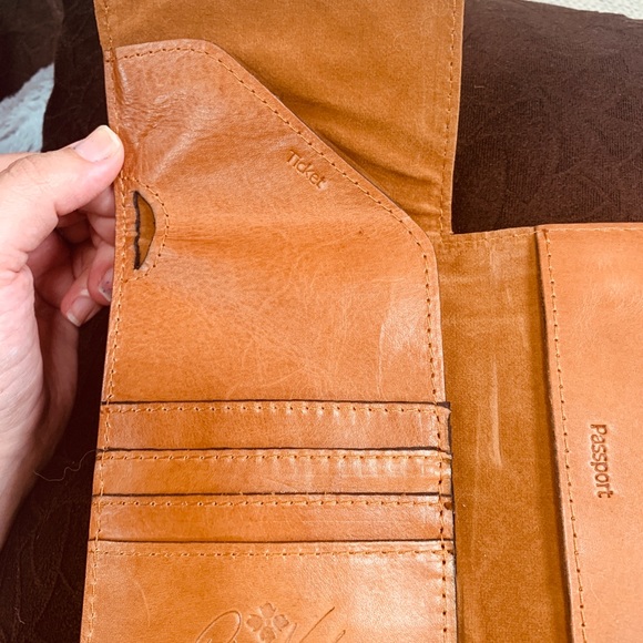 Patricia Nash Passport Holder and Wallet - Picture 3 of 6